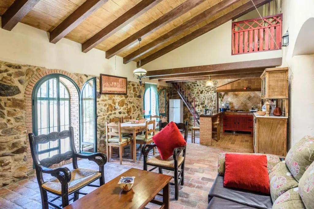Вилла Casa Cortijo En Dehesa Sierra Leon Ла-Пуэбла-де-лос-Инфантес Экстерьер фото